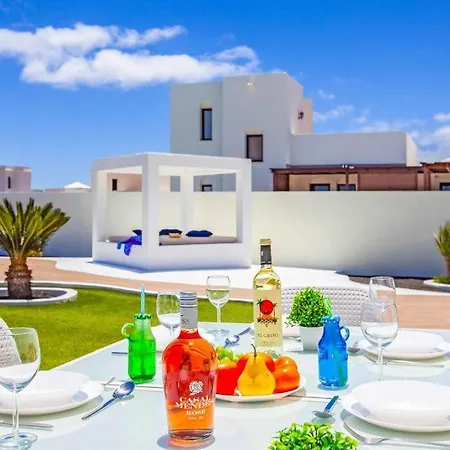 Rubi Villa
